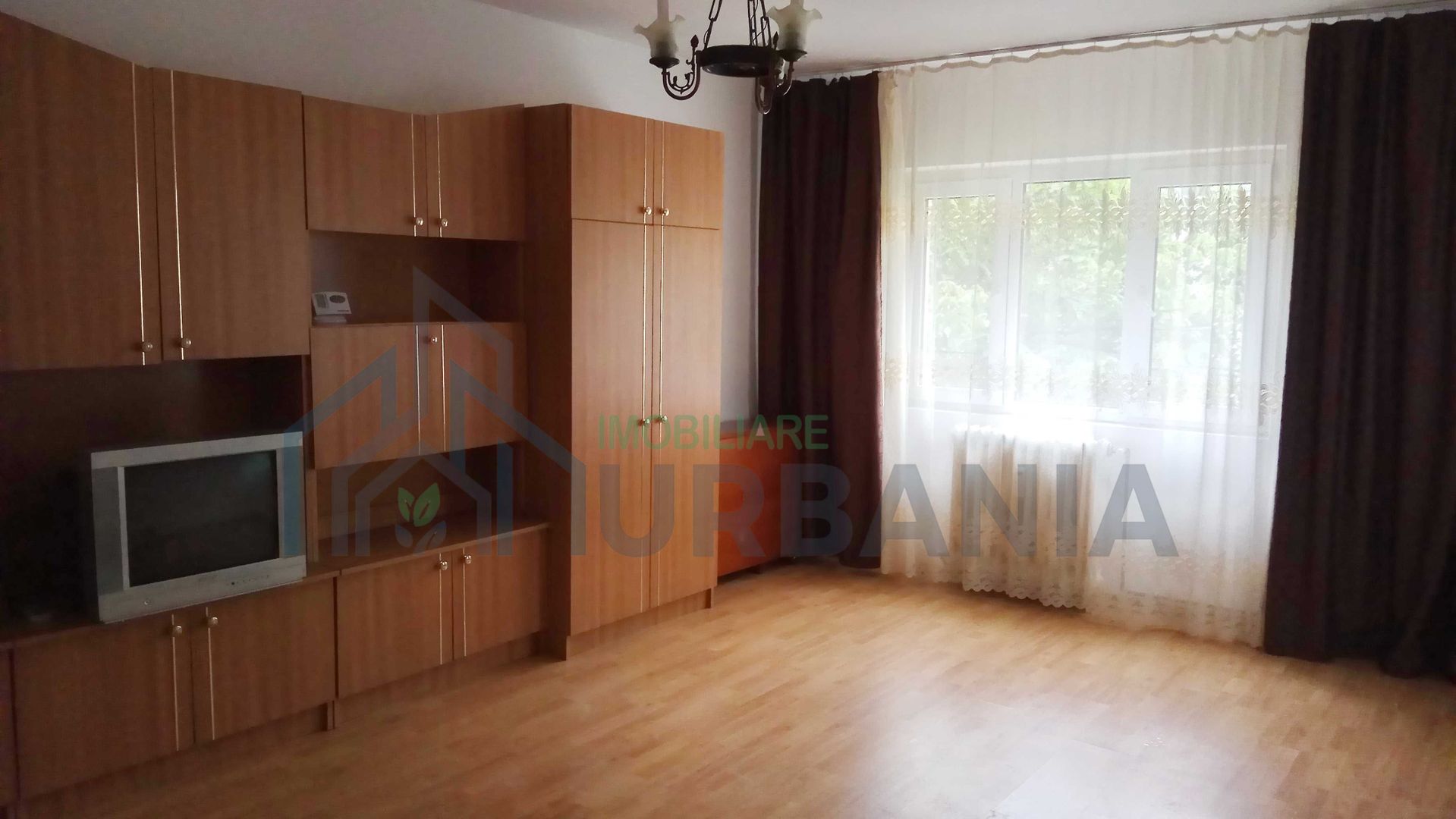 Apartament 1 cameră, decomandat,  Podul de Fier/Pădurii, 35 mp - Poză 1