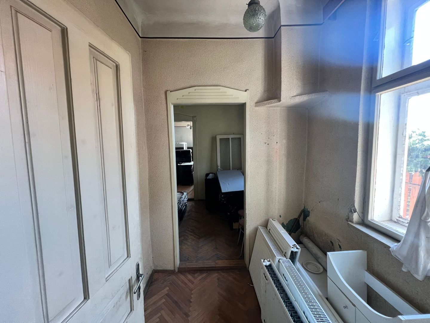 Casa renovabila | 100mp + 300mp curte individuala | Dambul Rotund - Poză 8