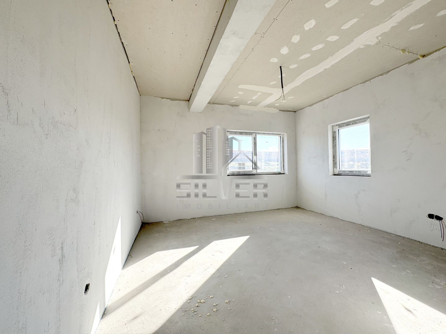 Case  tip duplex in zona centrala Gilau. - Poză 13