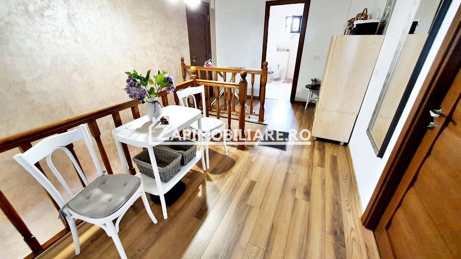 Casa 5 camere, 180 mp, 500 mp teren, garaj - Poză 6