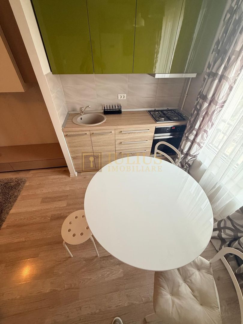 2 camere| loc de parcare cu bariera| apartament frumos| balcon deschis| - Poză 6