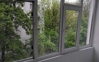 Apartament 3 camere, semidecomandat, în zona Podul de Piatra, Iași - Poză 1