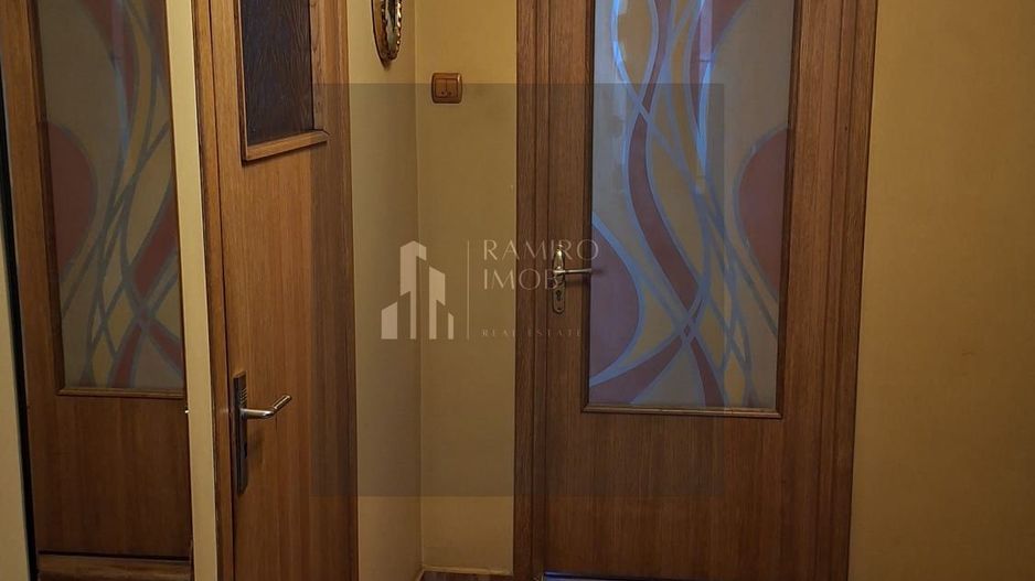 Apartament 4 camere decomandat Titan - Poză 2