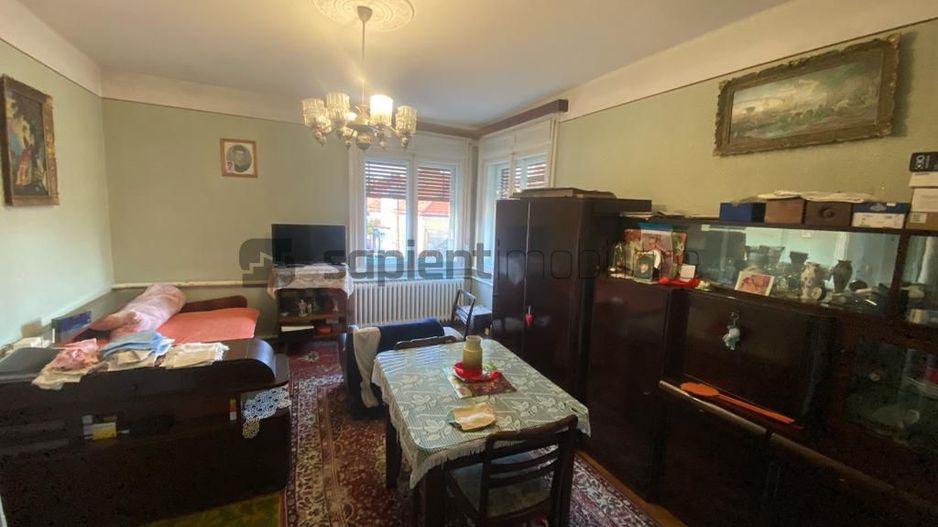 Apartament la casa situat in zona centrala - Poză 8