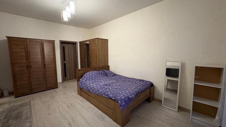 GARSONIERA P-TA RESITA,CENTRALA PROPRIE, MOBILATA/UTILATA, CURATA - Poză 4