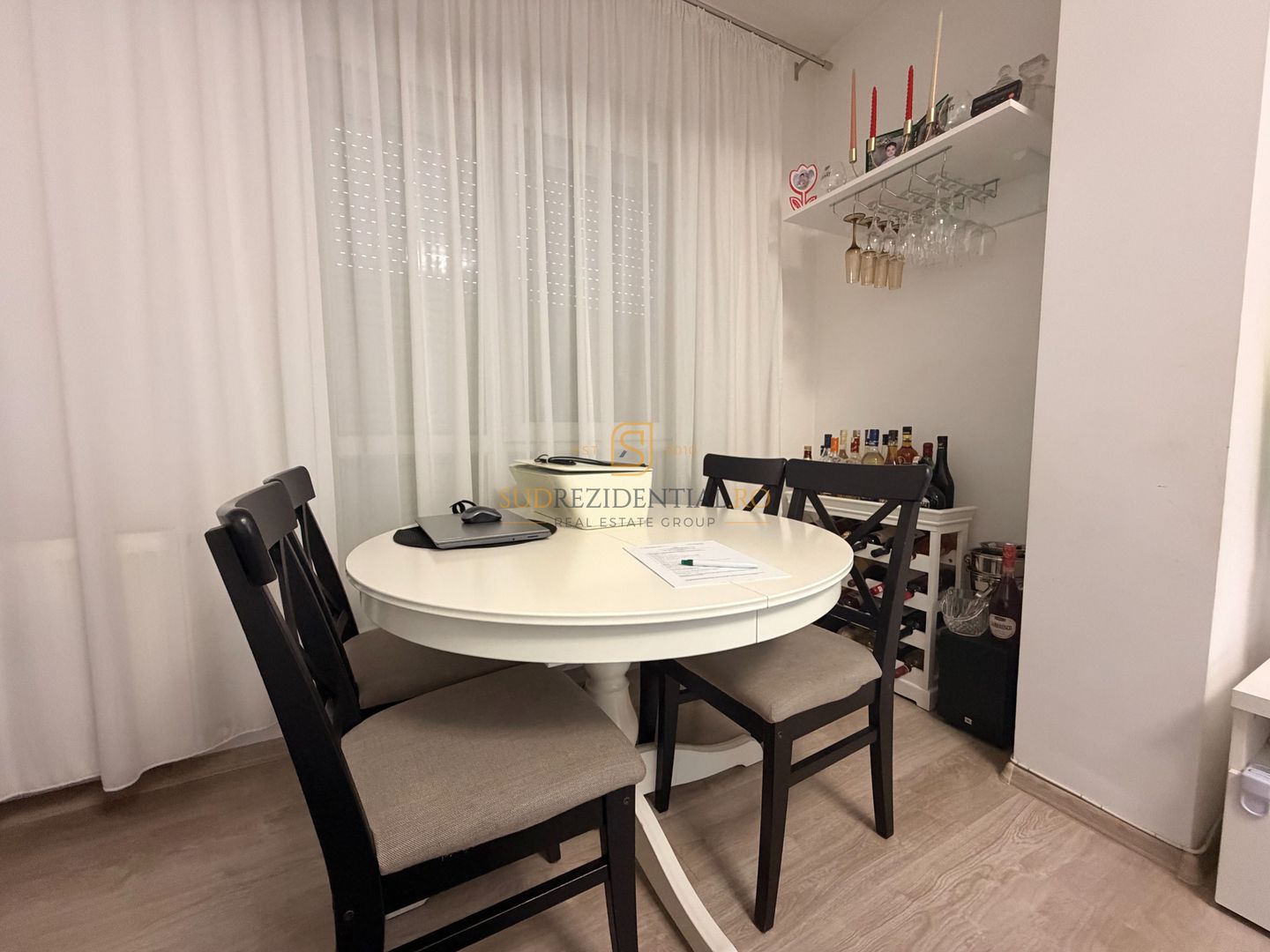 Confort și Eleganță: Apartament 3 Camere în Inima Sectorului 4 - Poză 13