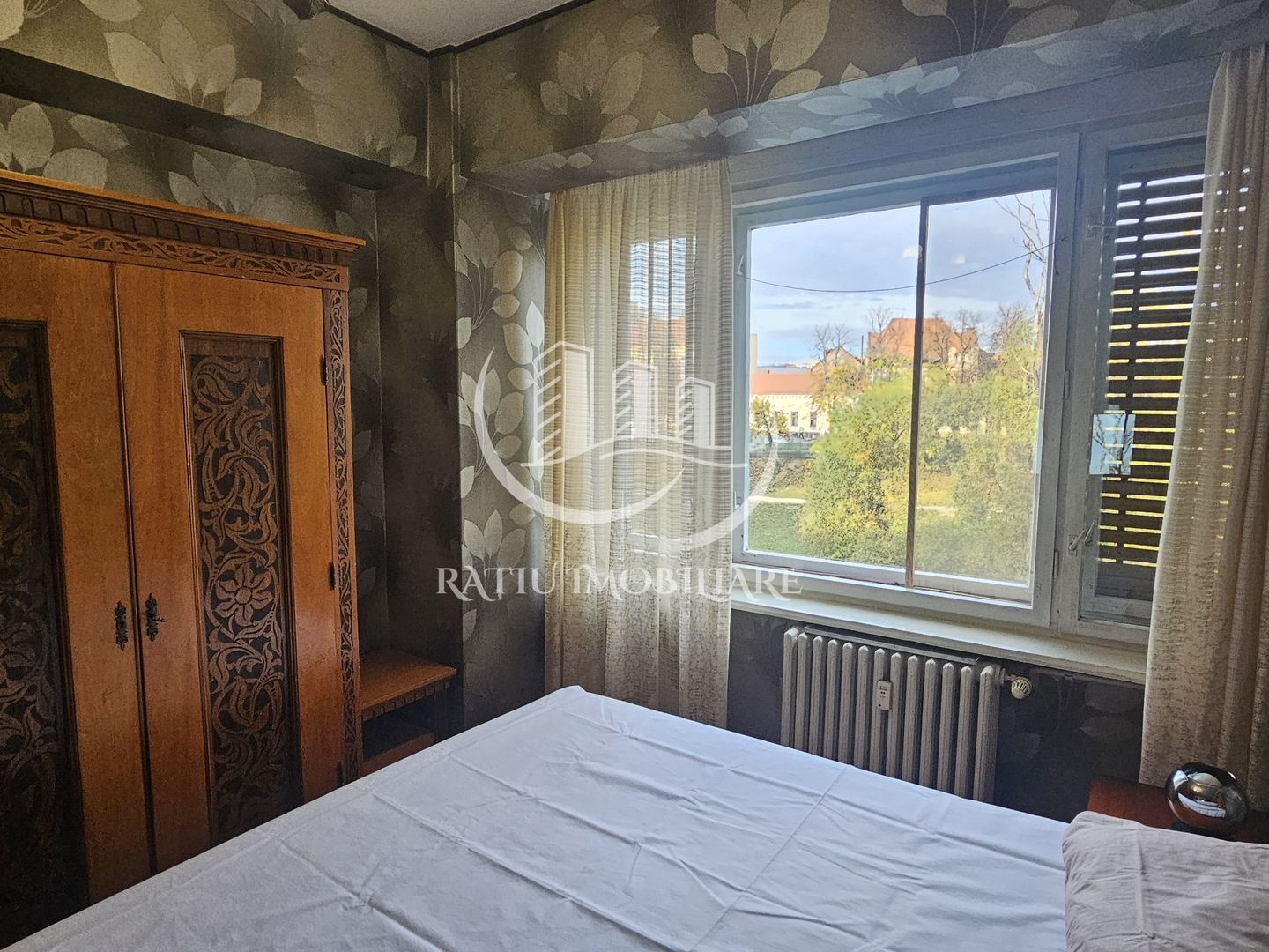 Apartament cu 3 camere | etaj 1 | Ultracentral | Oradea - Poză 3