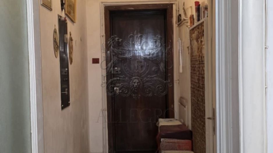 Piata Romana | Apartament | 188mp | 5 Camere | 5 Balcoane | 1934 - Poză 11