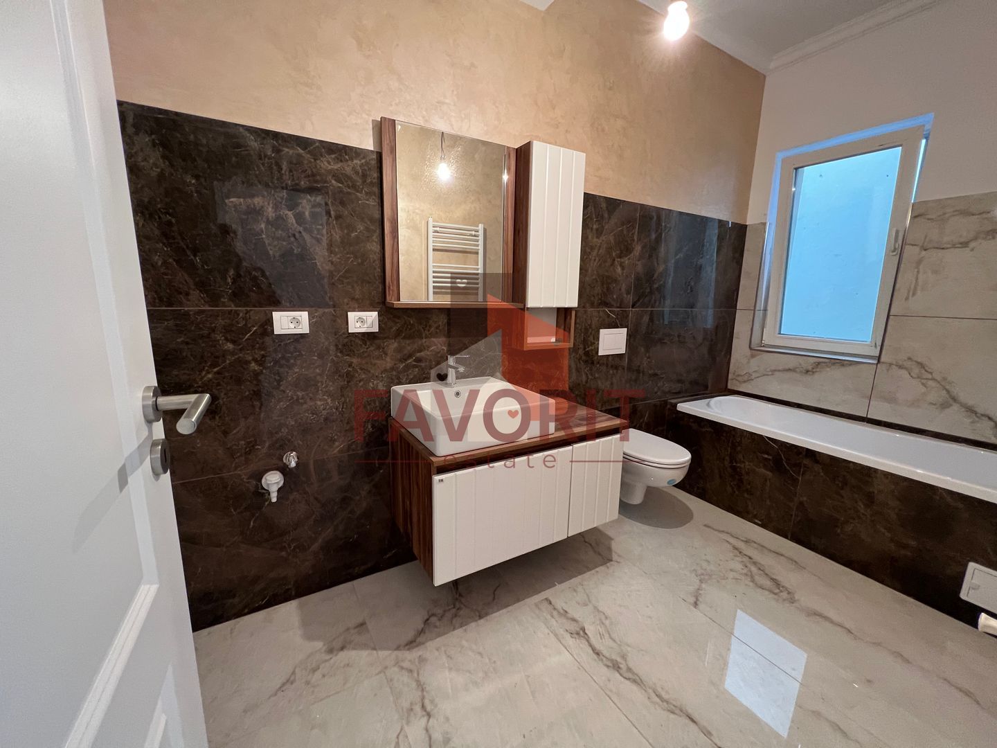 Decomandat. Terasa generoasa. Spatiu de depozitare in Pod. - Poză 15