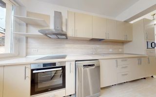 Apartament modern in vila-100mp - Poză 2