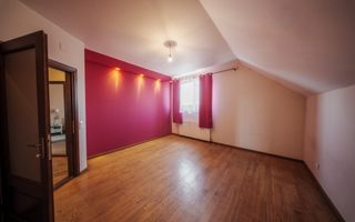 Case de vânzare Sibiu | Trei Stejari | 320 mp, acces din 2 străzi - Poză 23
