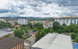Garsoniera zona M4 in spate la Flacara(A1), et. 9/10, renovata complet - Poză 8