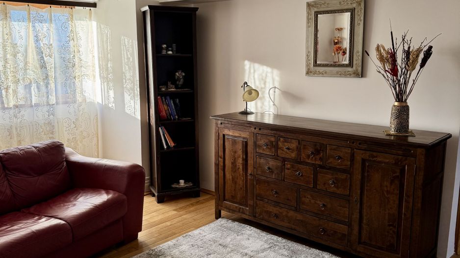 APARTAMENT SPATIOS SI LUMINOS - Poză 4