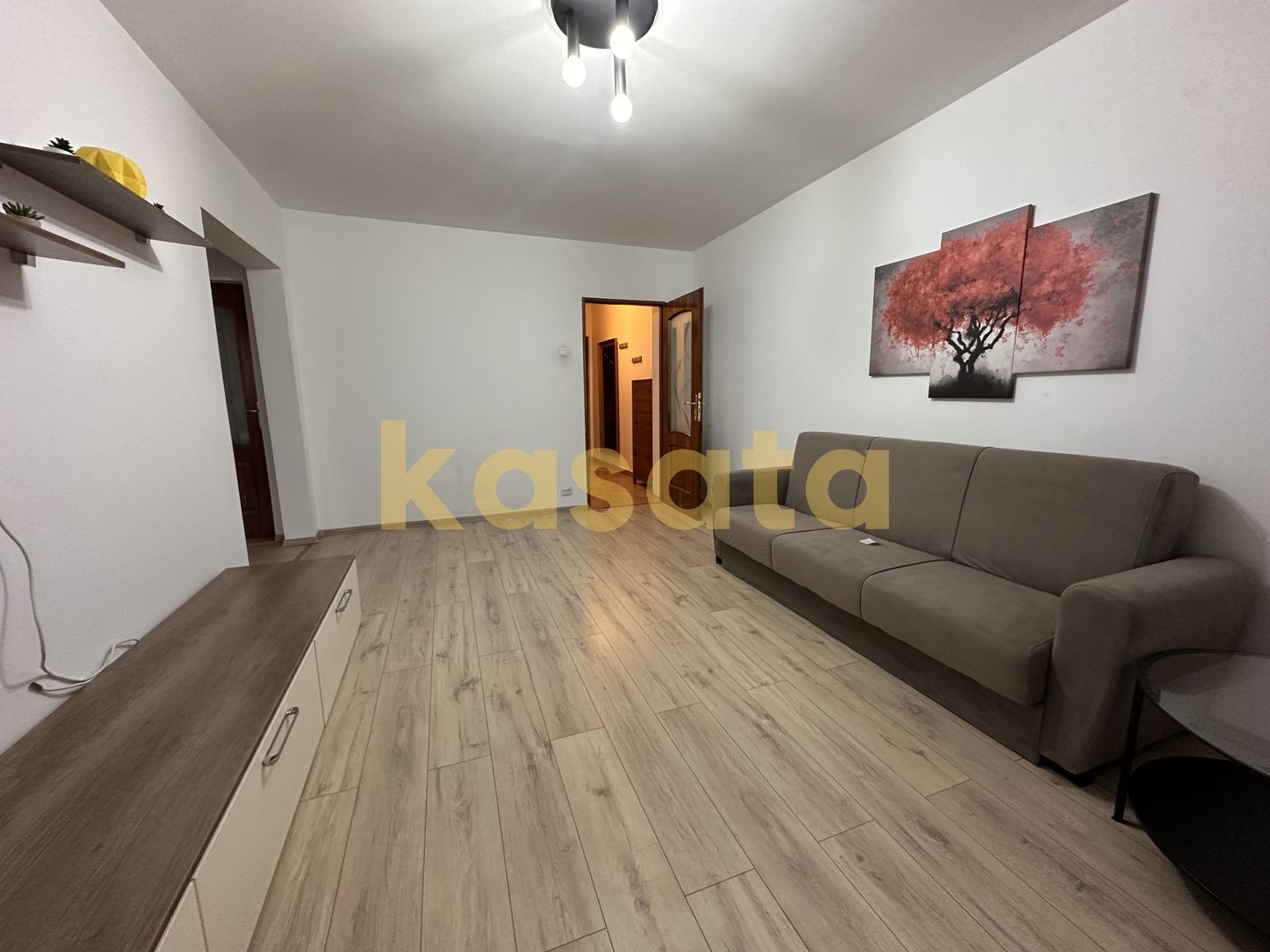 3 camere de închiriat, Lujerului – aproape de metrou și magazine - Poză 4