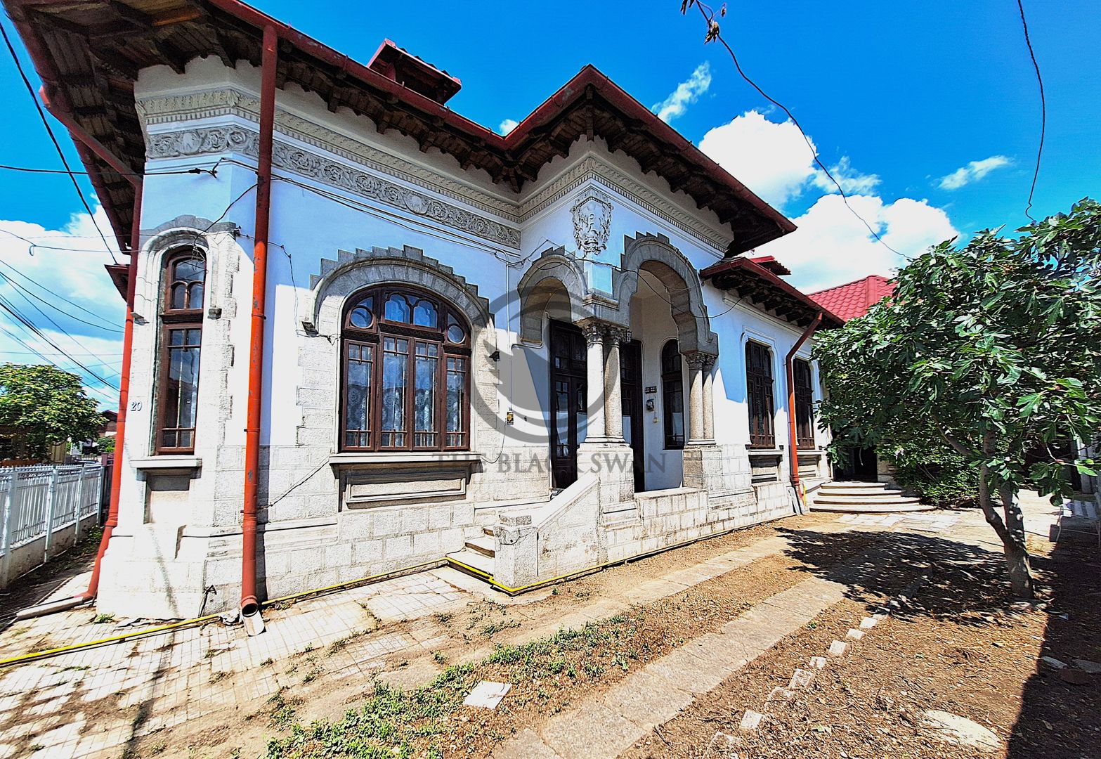Casă/Vila interbelica de vanzare | Ploiesti, Ultracentral |Comision 0% - Poză 1