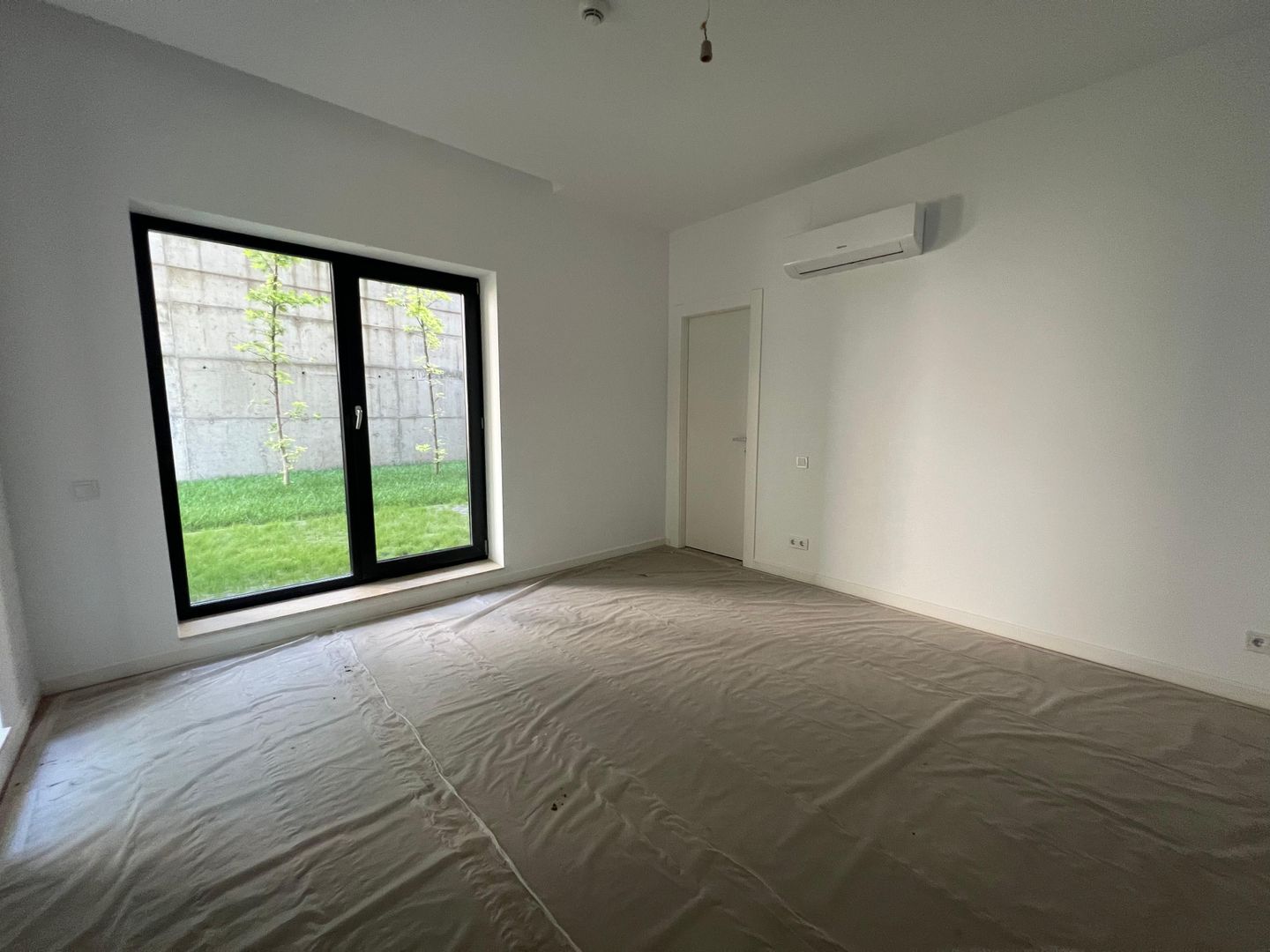 Apartament 2 Camere Premium | Curte 130 mp | Zona Centrală - Poză 7