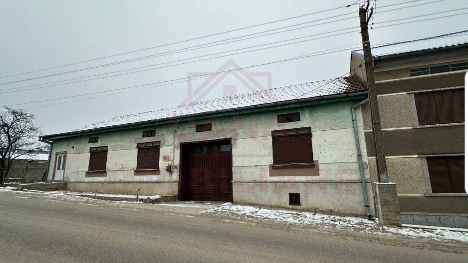 CASĂ DE VÎNZARE ÎN ILOVA\7 CAMERE, JUD.CARAȘ-SEVERIN - Poză 1