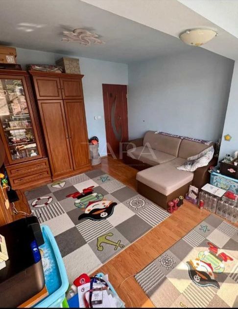 Apartament cu 3 camere, 37 mp, compartimentare eficientă, Florești. - Poză 1