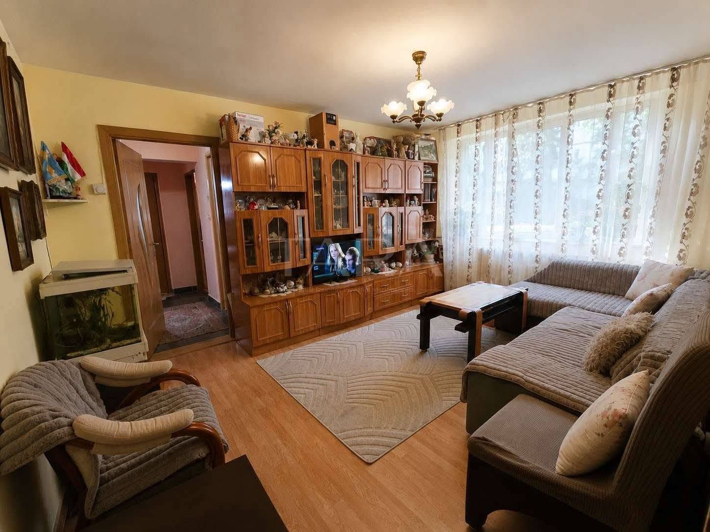 Apartament cu 3 camere, Gheorgheni – zona Hermes. - Poză 2
