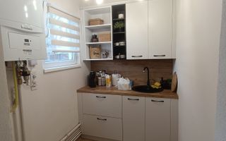 Spatiu comercial de inchiriat, pretabil birou, 20 mpu, mobilat, Sebes - Poză 6