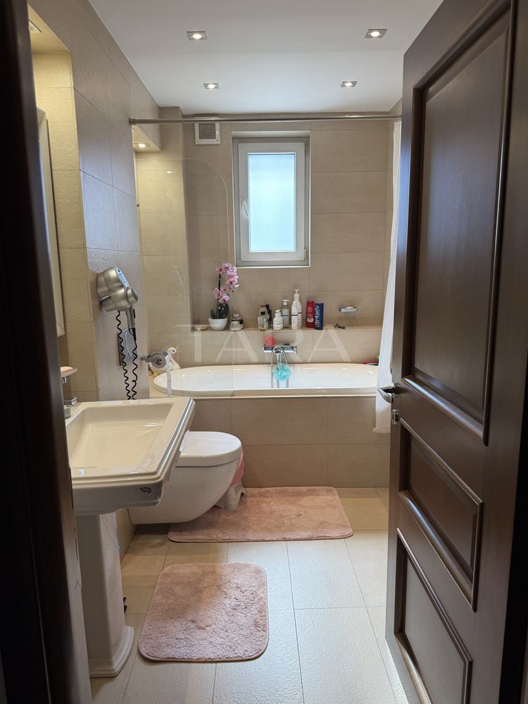 Apartament 3 camere ultrafinisat în Andrei Mureșanu - Poză 6