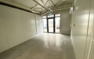 Spatii comerciale cu acces din exterior, Piata Delfinului