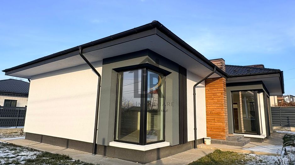 Casa individuala plan parter 4 camere zero comision -Miroslava - Poză 18