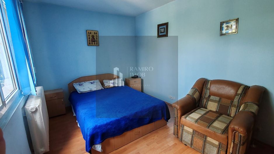 Apartament 3 camere, bloc 4 etaje, Berceni/str Dorohoi, curat - Poză 3