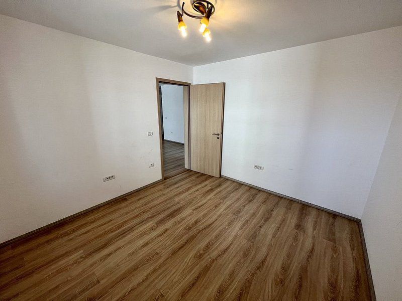 Apartament cu 3 camere de inchiriat in Olimpic, Bd Garii - Poză 17