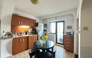 Apartament 4 camere Unirii | 1995 | decomandat | stradal | - Poză 11