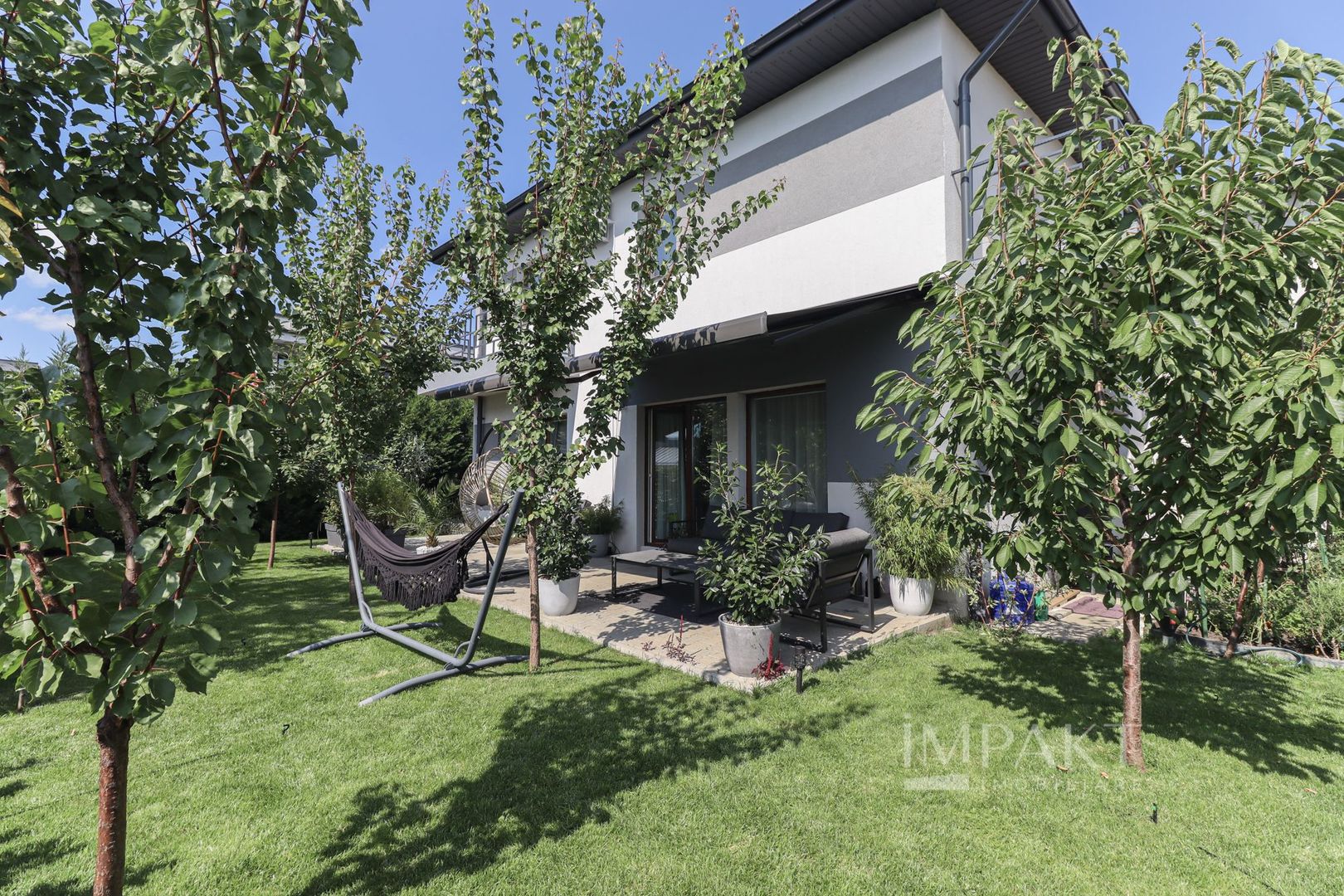 Casa ultrafinisata si eleganta in cartierul Voronet! - Poză 1