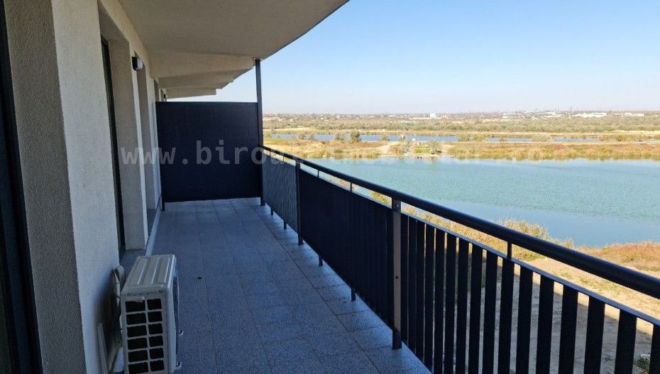 Apartament Spațios cu Vedere Frontală la Lacul Siutghiol și Mamaia - Poză 7