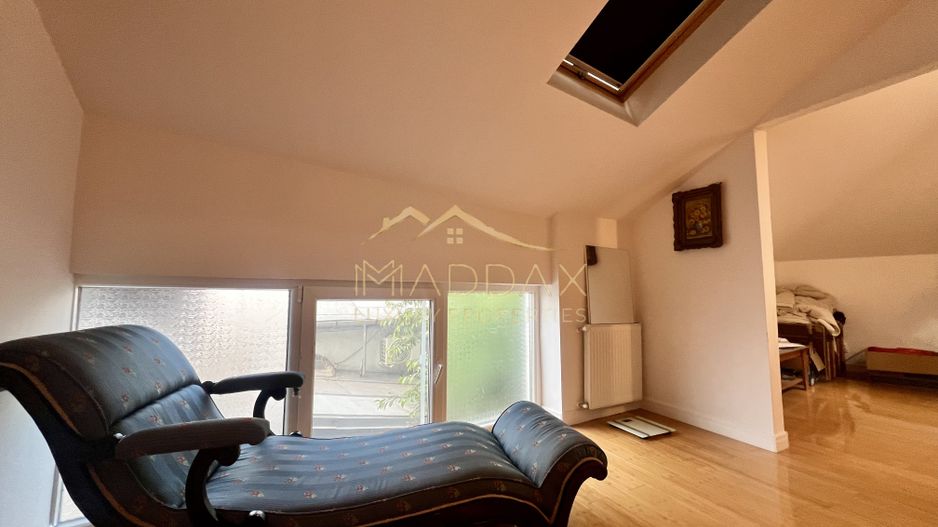 Casa **8 camere** // Domenii - Poză 17