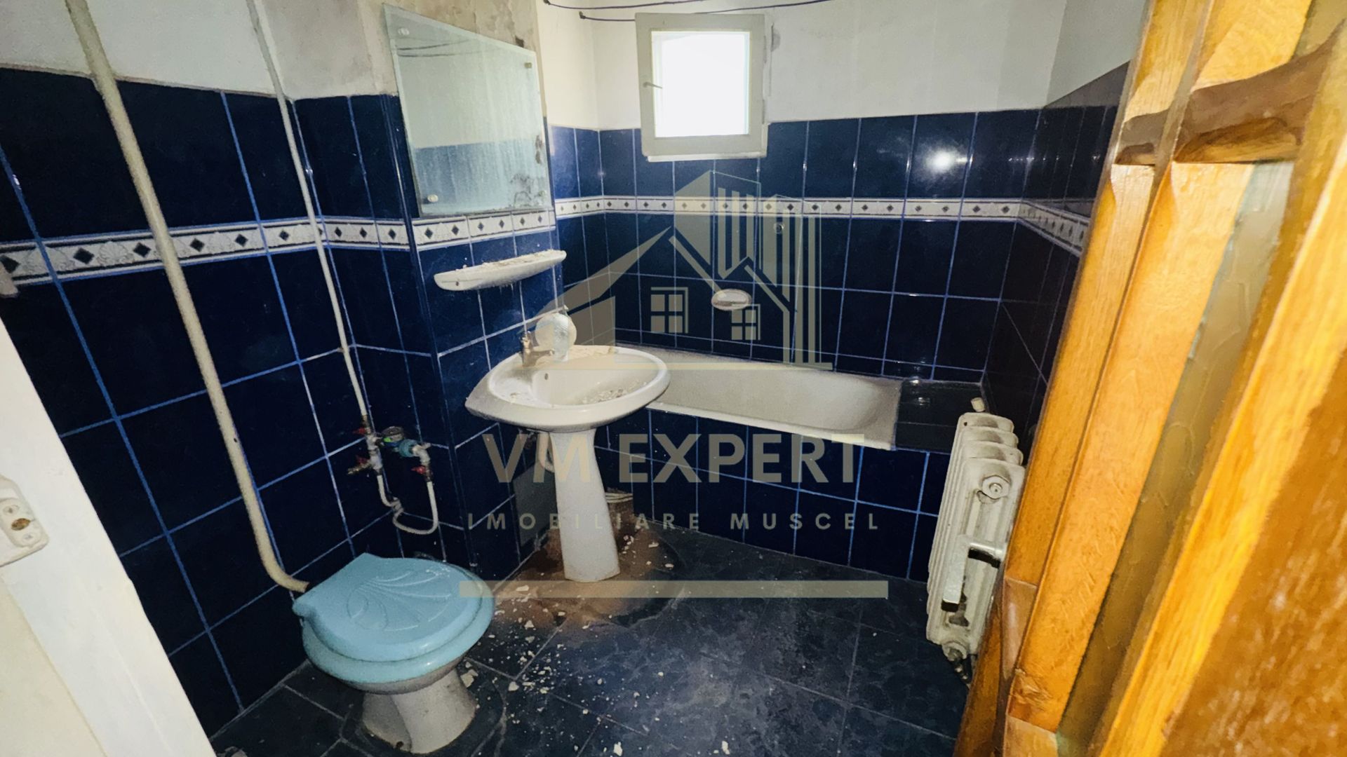 APARTAMENT 3 CAMERE ETAJ 3 CENTRU CAMPULUNG - Poză 10