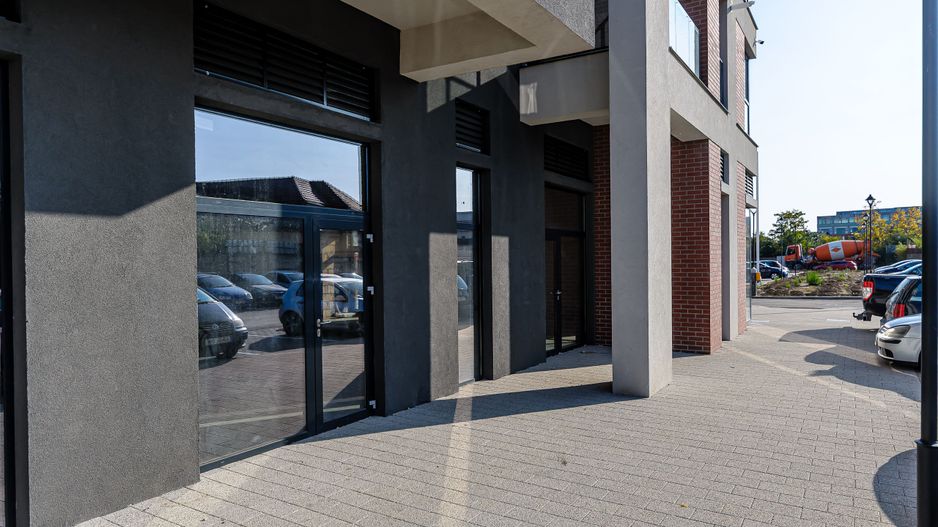 Spațiu comercial de 77 mp, Adora Park. - Poză 2