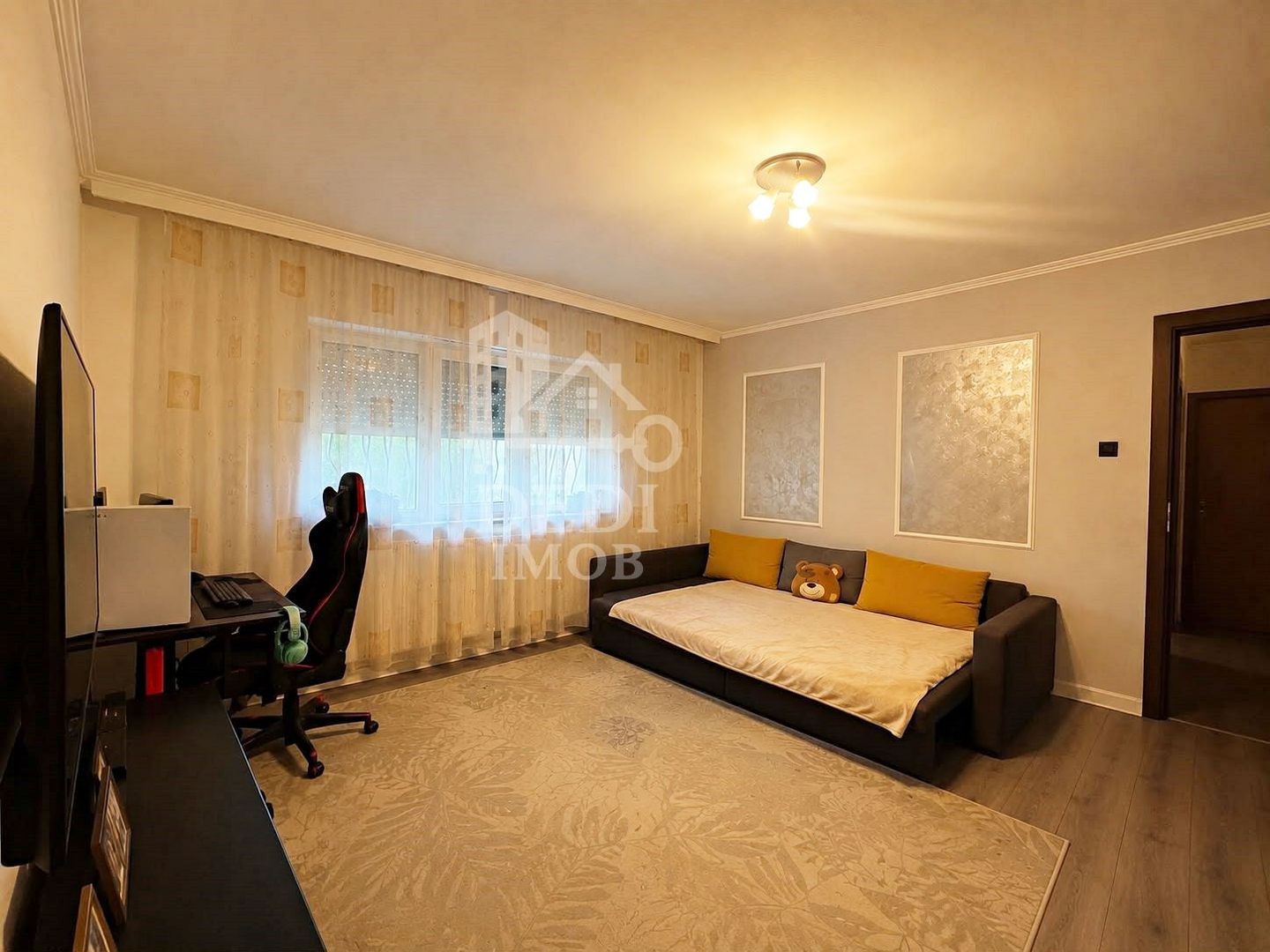 Apartament cu 2 camere de vanzare zona Rogerius, Oradea - Poză 1