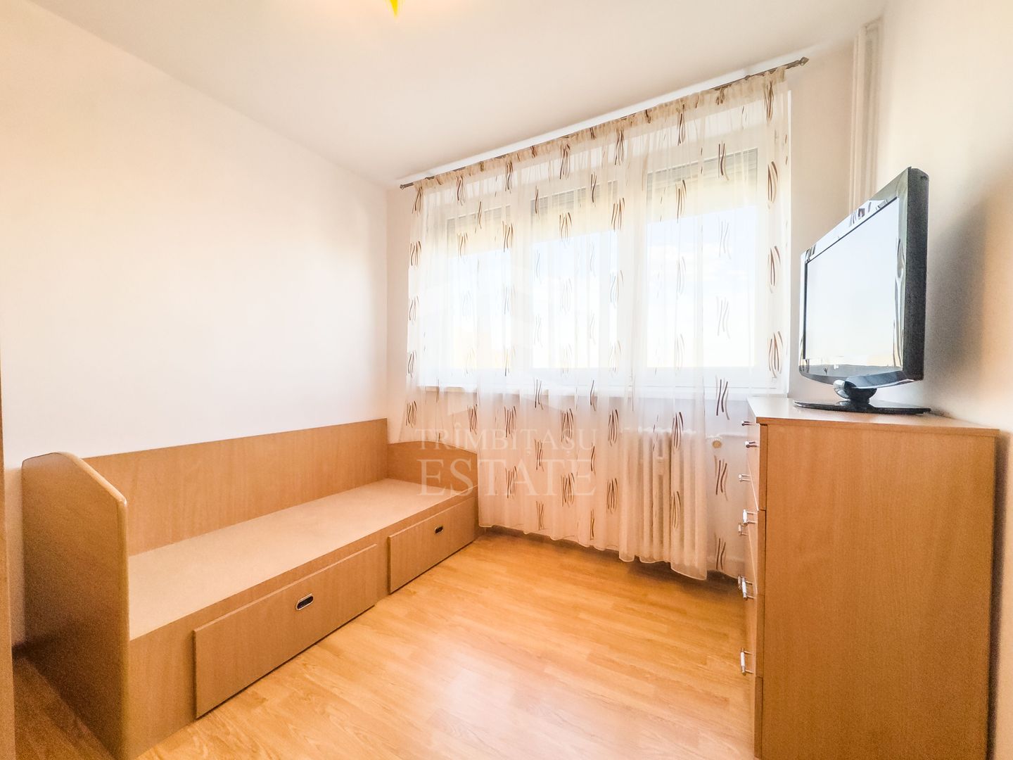3 camere | Vedere panoramica | Metrou | Mobilat | Mutare imediata | - Poză 4