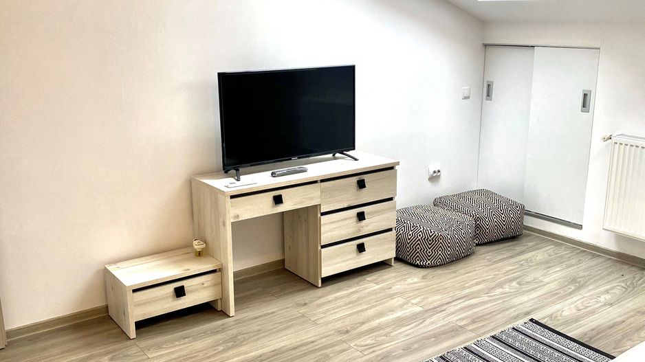 Casa de inchiriat central - Poză 14