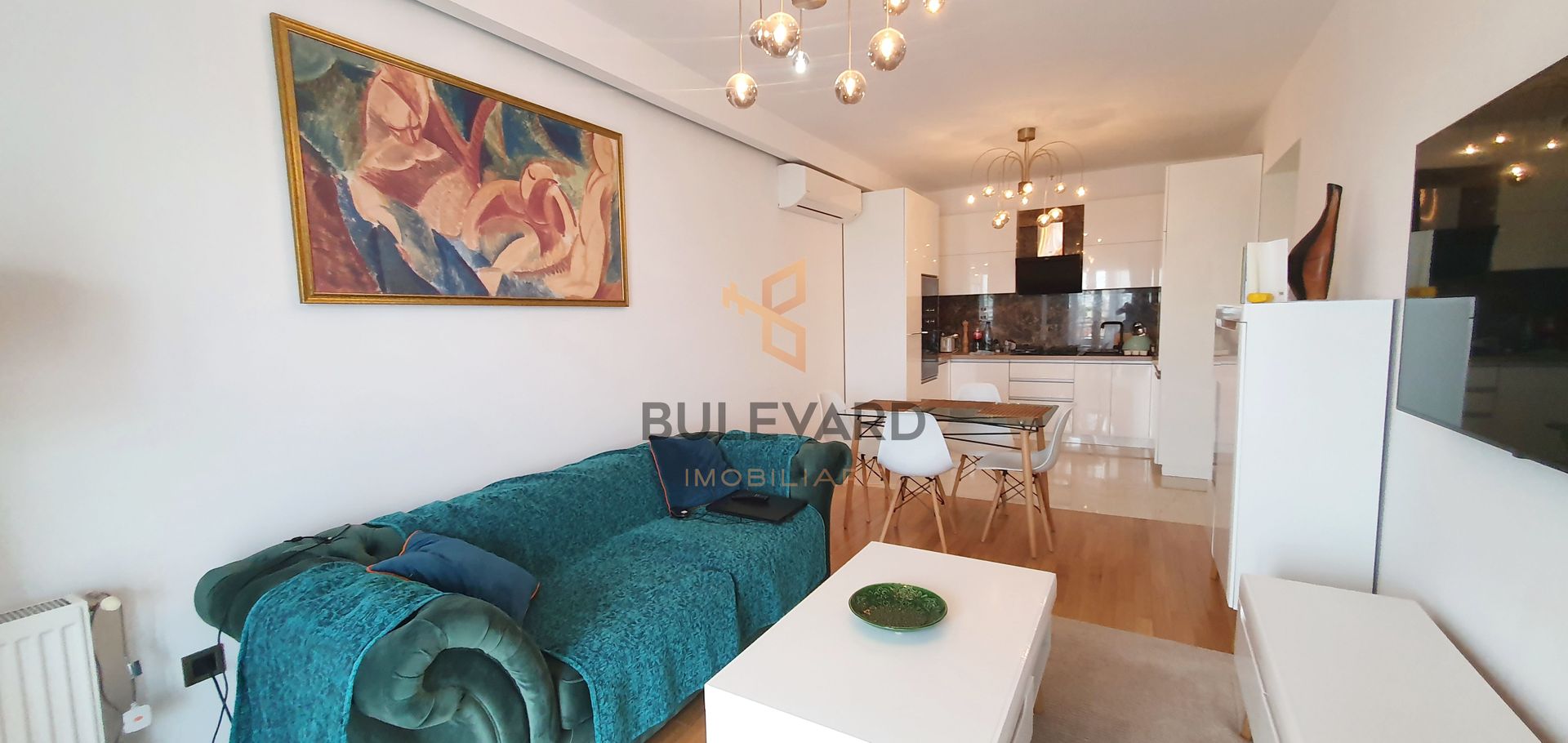 Apartament ultramodern  cu 3 camere in Piata Mihai Viteazu! - Poză 1