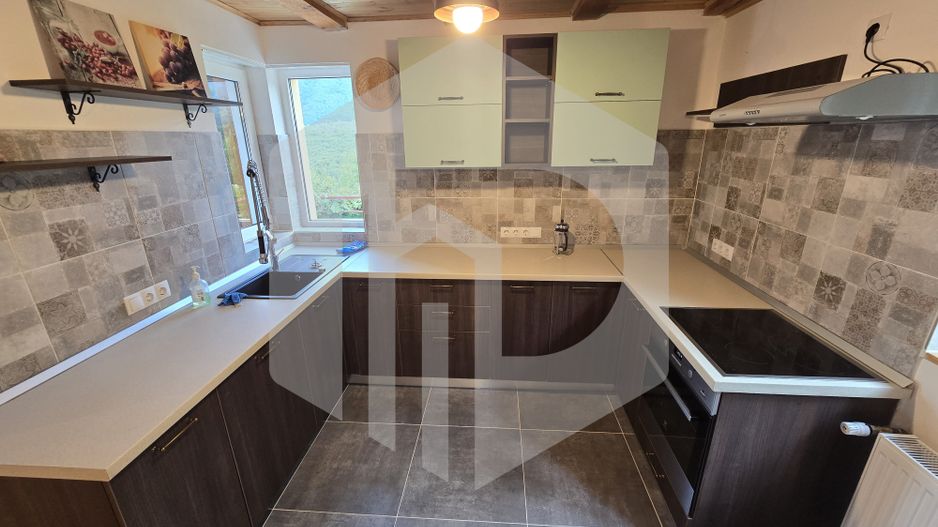 Casa individuala 4 camere teren 3825 mp Cisnadioara - Poză 20