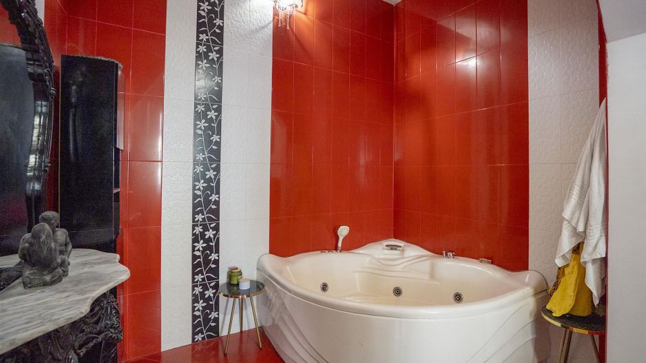 Apartament ULTRACENTRAL cu loc de parcare - Poză 7