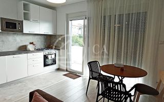 Apartament de inchiriat cu 2 camere in Grand Hill Oradea - Poză 1