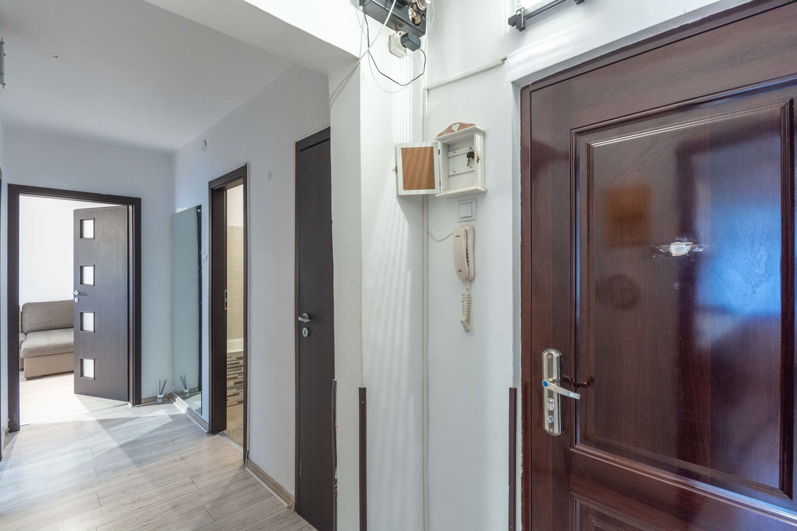 Apartament 2 camere Metrou 1 Decembrie Trapezului Theodor Pallady - Poză 8