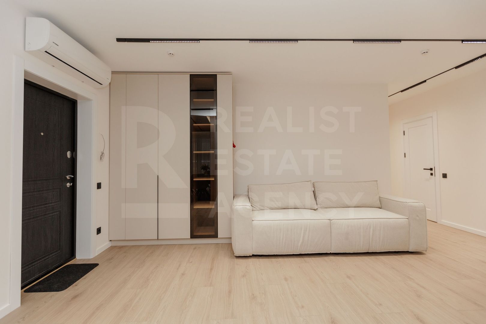 Vânzare, apartament, 3 dormitoare+living, str. Ion Buzdugan, Buiucani - Poză 8