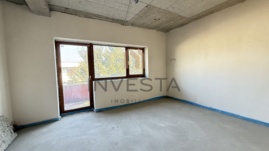 Duplex  cu suprafata utila generosa, pe o strada linistita! - Poză 11
