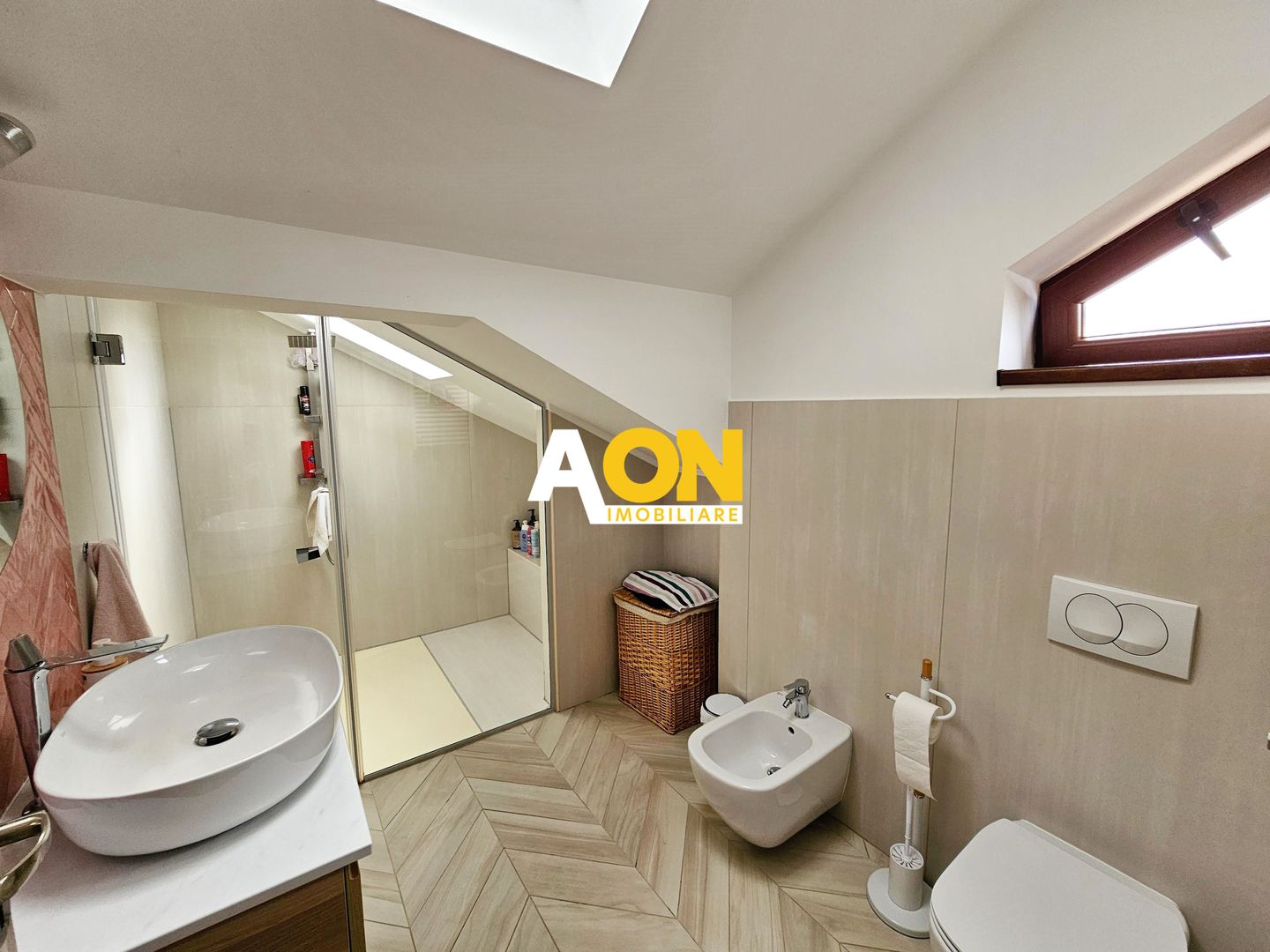 Casa 4 camere, complet mobilata, utilata, 345 mp teren, zona Micesti - Poză 13