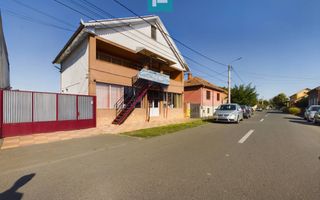 Casă cu teren de 1246 mp în Pârneava - Poză 1