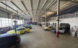 DE ÎNCHIRIAT Service Auto Complet Echipat | Bd. Poitiers - Poză 4