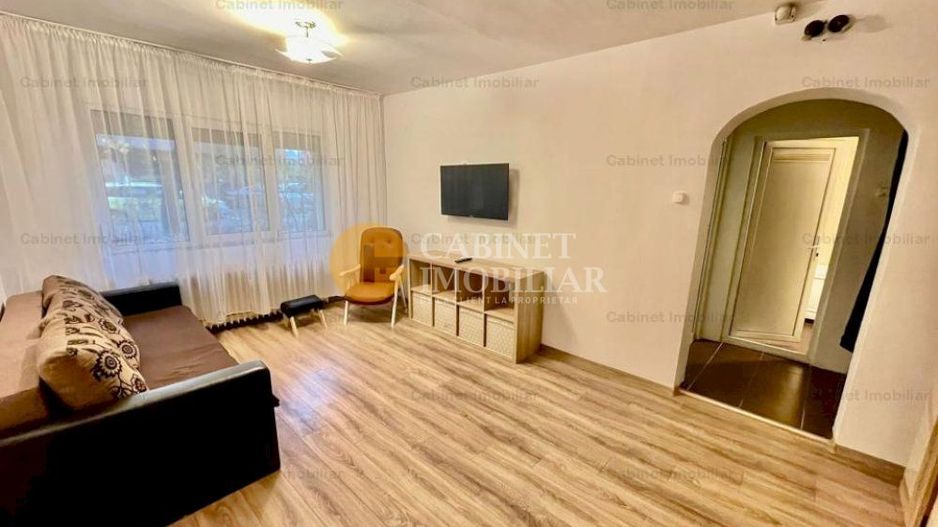 2 Camere Podu Ros la 3 Minute de Palas Mall Bloc Fara Risc - Poză 1