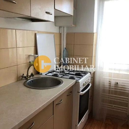 Apartament 3 camere semidecomandat - zona Zimbru - Poză 3